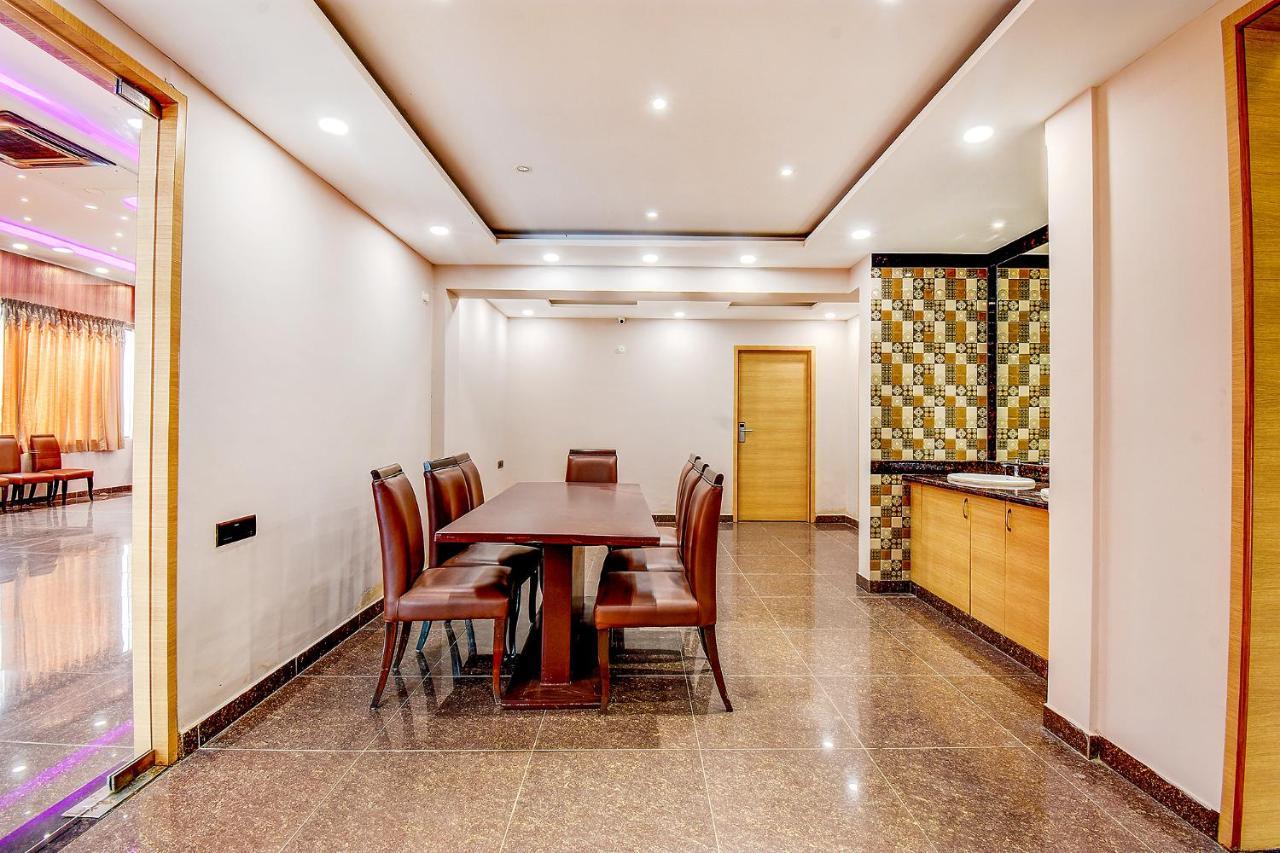 Fabhotel S Comfort Inn - Indiranagar Bangalore Bagian luar foto