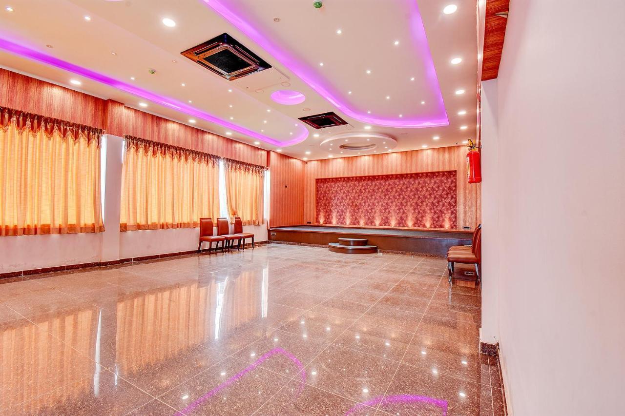 Fabhotel S Comfort Inn - Indiranagar Bangalore Bagian luar foto