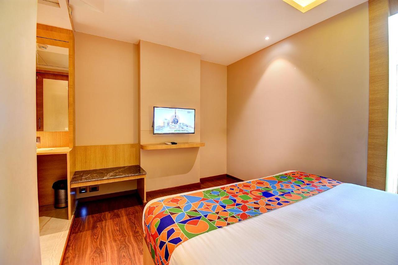 Fabhotel S Comfort Inn - Indiranagar Bangalore Bagian luar foto